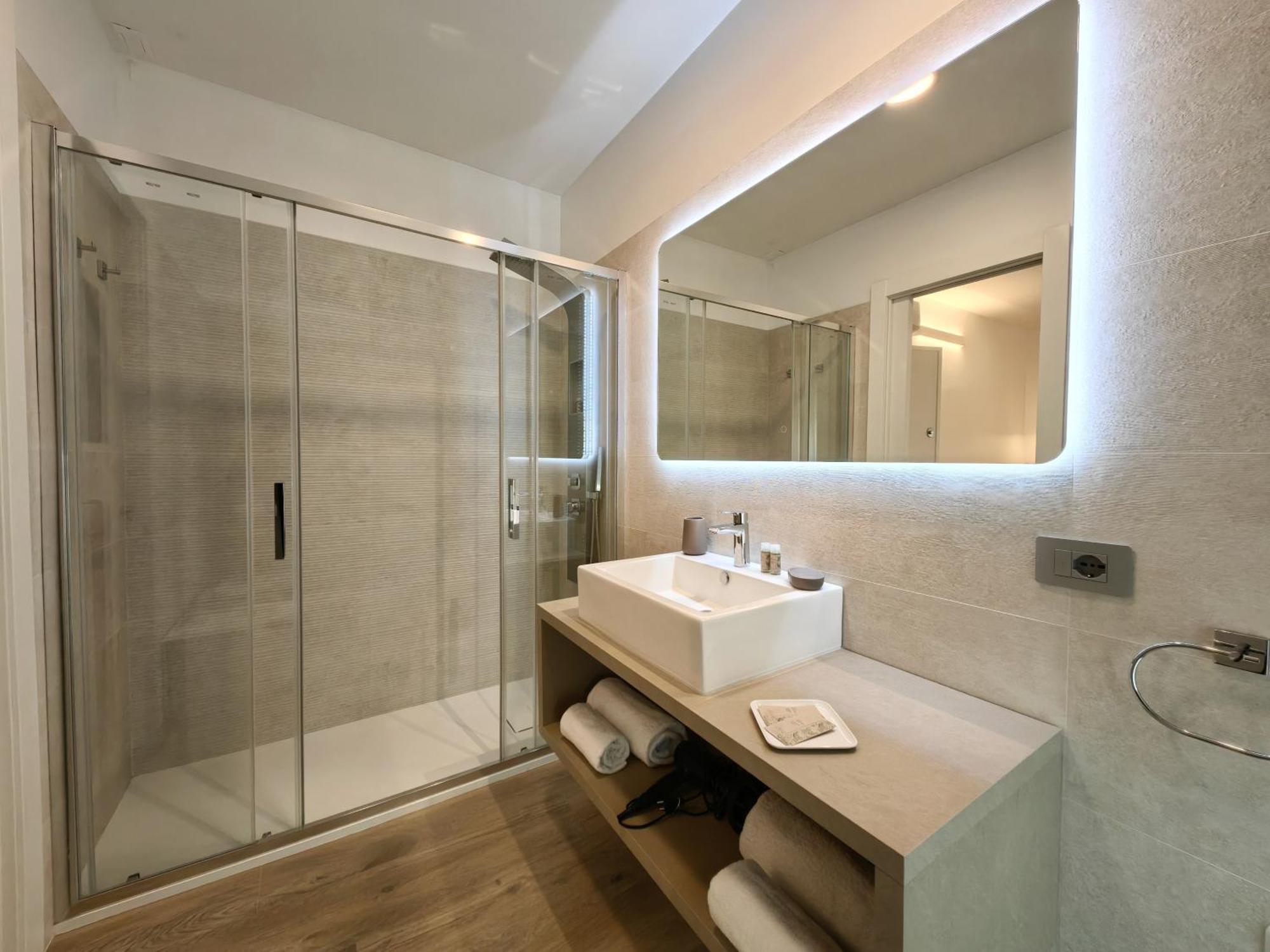 Galleria Roma Art Guesthouse 奥里斯塔诺 外观 照片